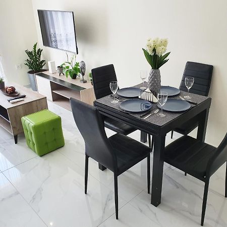 2 Bedroom Cozy Apartment Near Tourist Area, 200M From Sea Paphos Eksteriør bilde